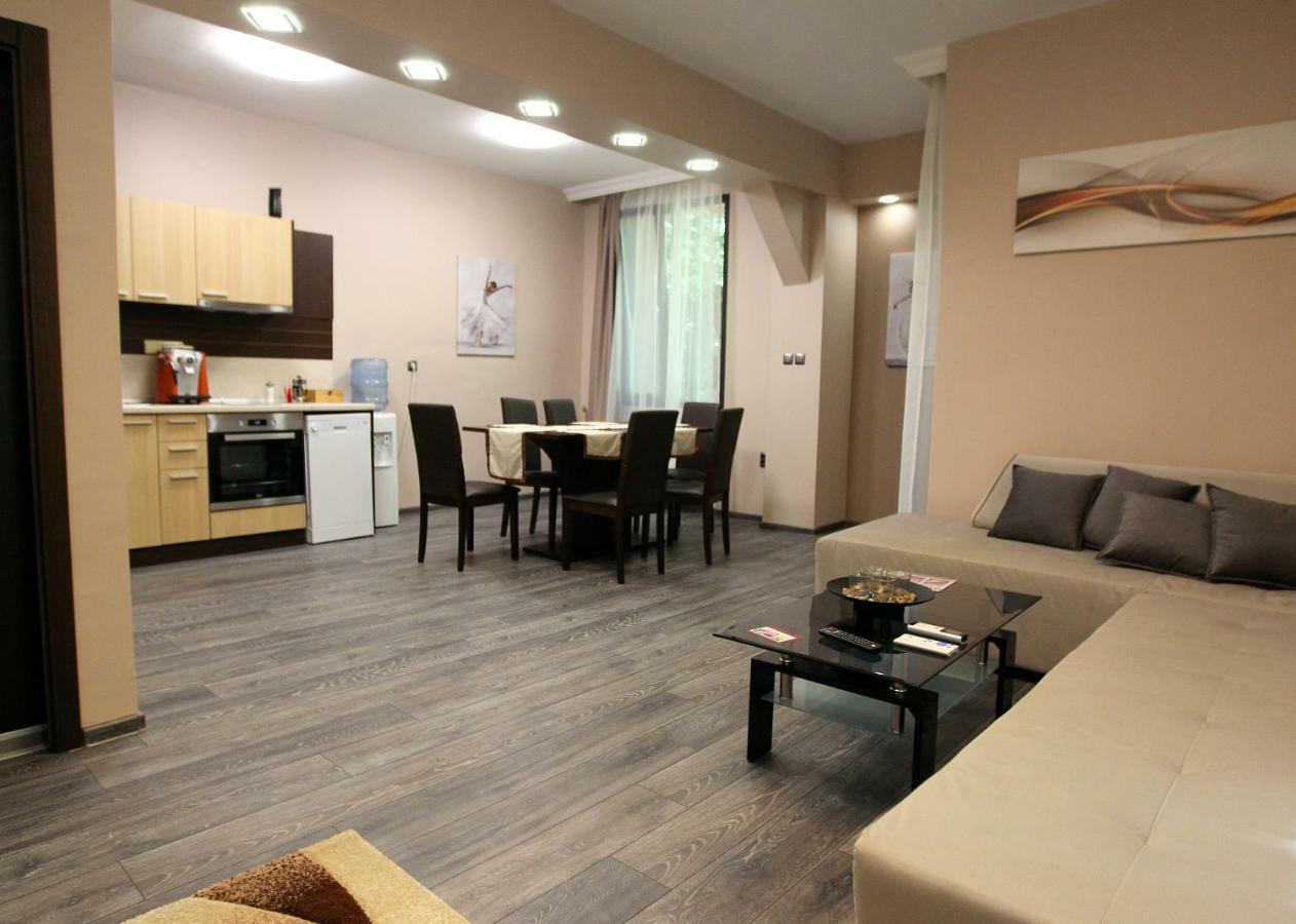 NIKI APART Hotel Sofia Buitenkant foto